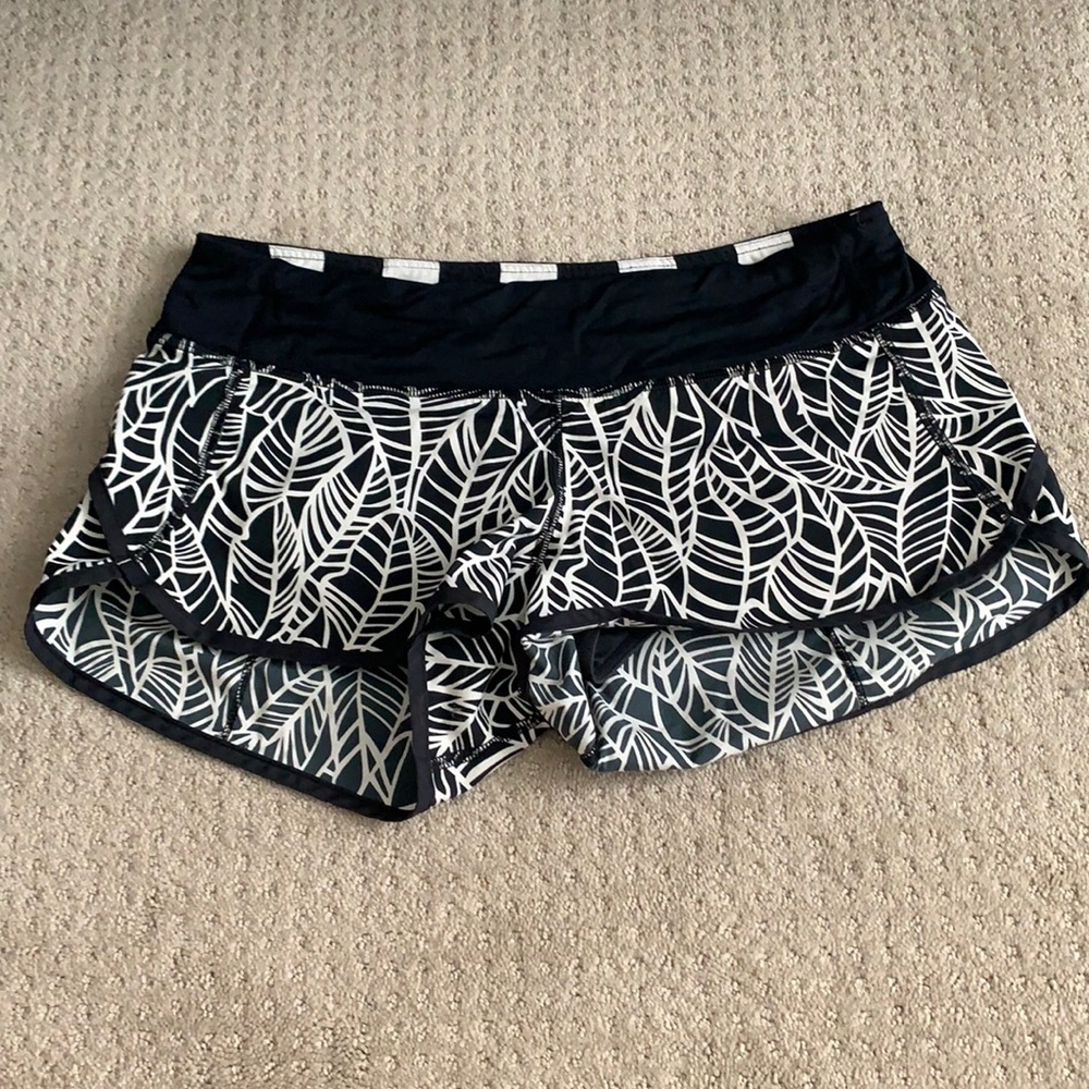 Lululemon Speed Short 6